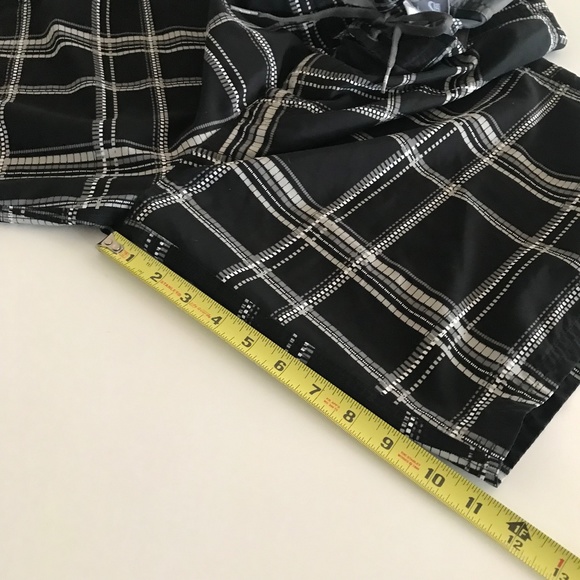 Nike Sz XL 36 Swimming Trunks Board Shorts Athleisure Beach Drawstring Black Wht - Picture 7 of 8